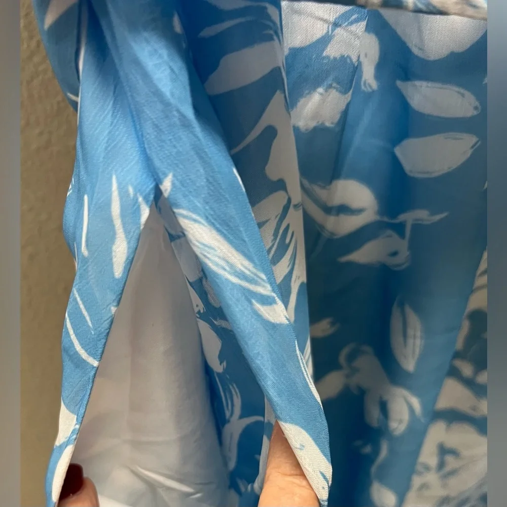 Zesica - Large - New With Tags - Blue Floral Midi Dress with Belt - Picture 12 of 13